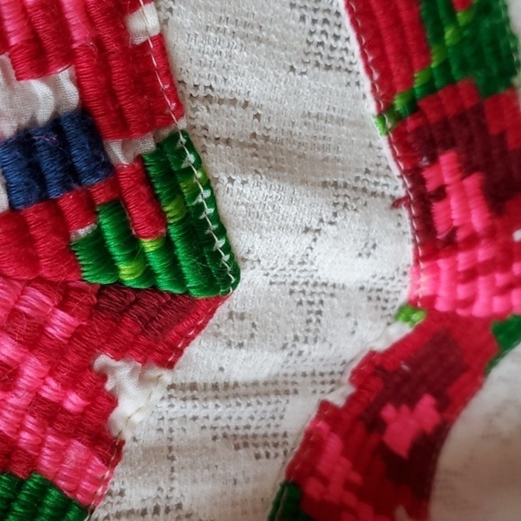 Free People creme blouse  red needlework stripe Lace inset Hi Lo Size medium NWT - Picture 13 of 14